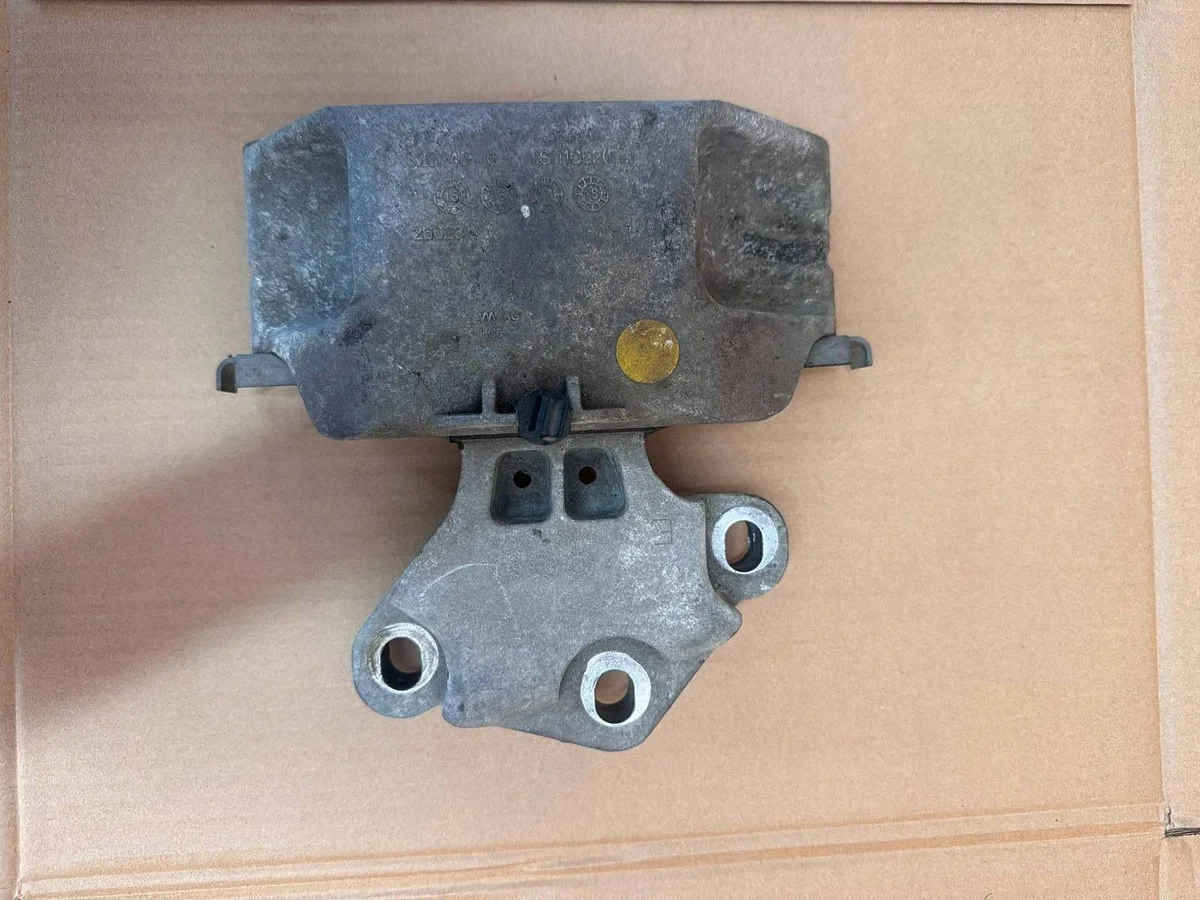 Vaihteiston tukirauta VW Crafter II 349378C04
