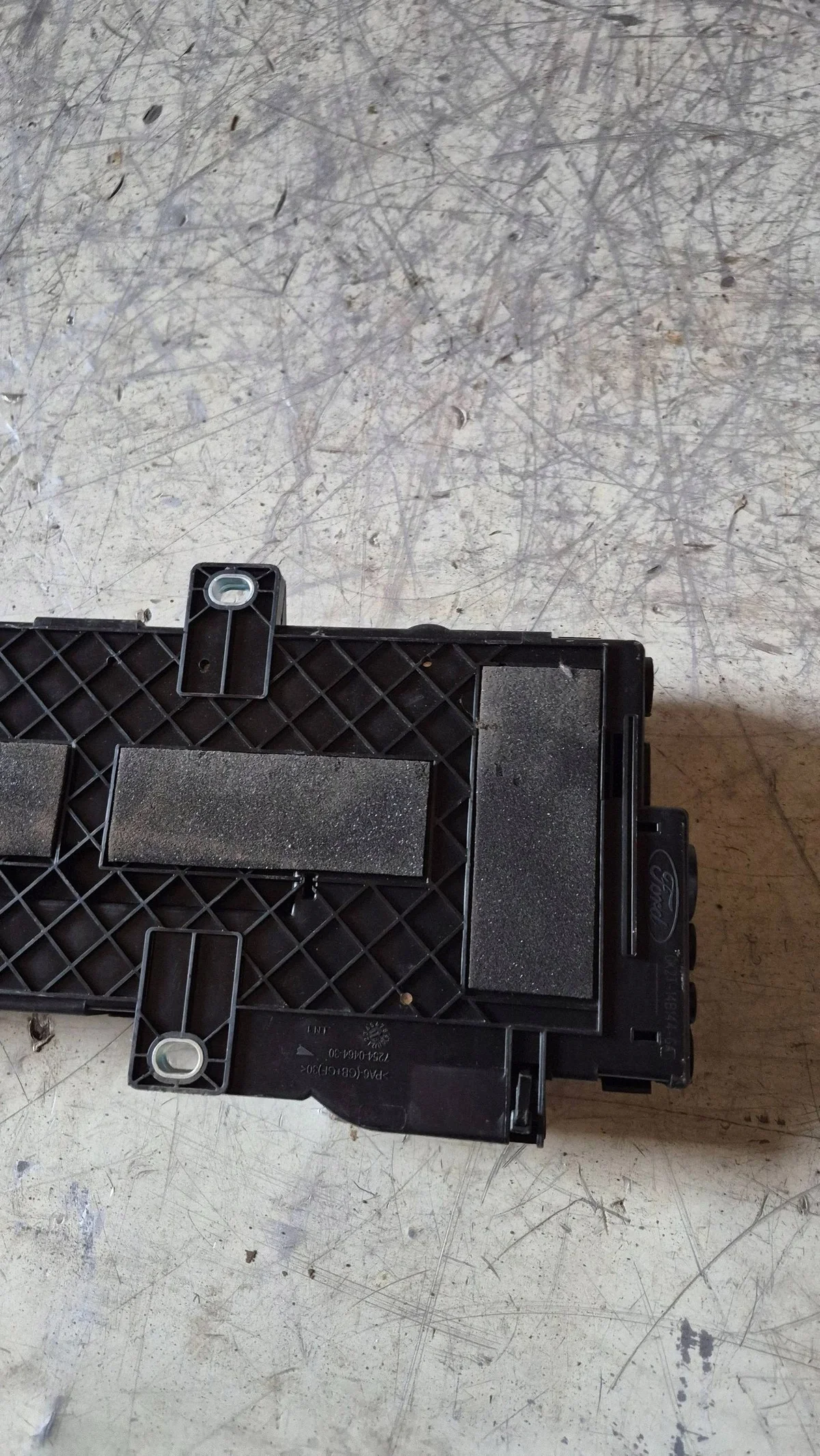 Zekeringkast Ford Transit MK8 GK3T14401 image 6