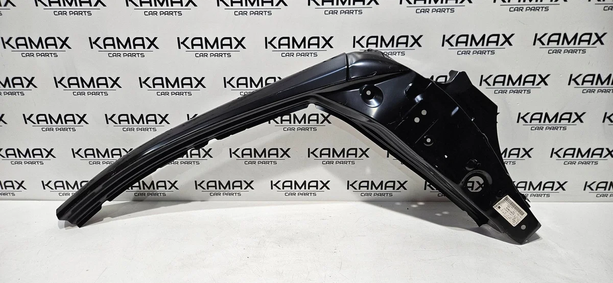 Lexus NX Painel Lateral Direito 6110178010