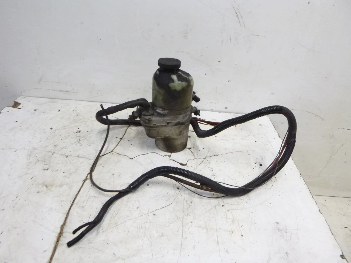 Pompe direction assistée Opel Astra H Zafira B 1396148 image 3