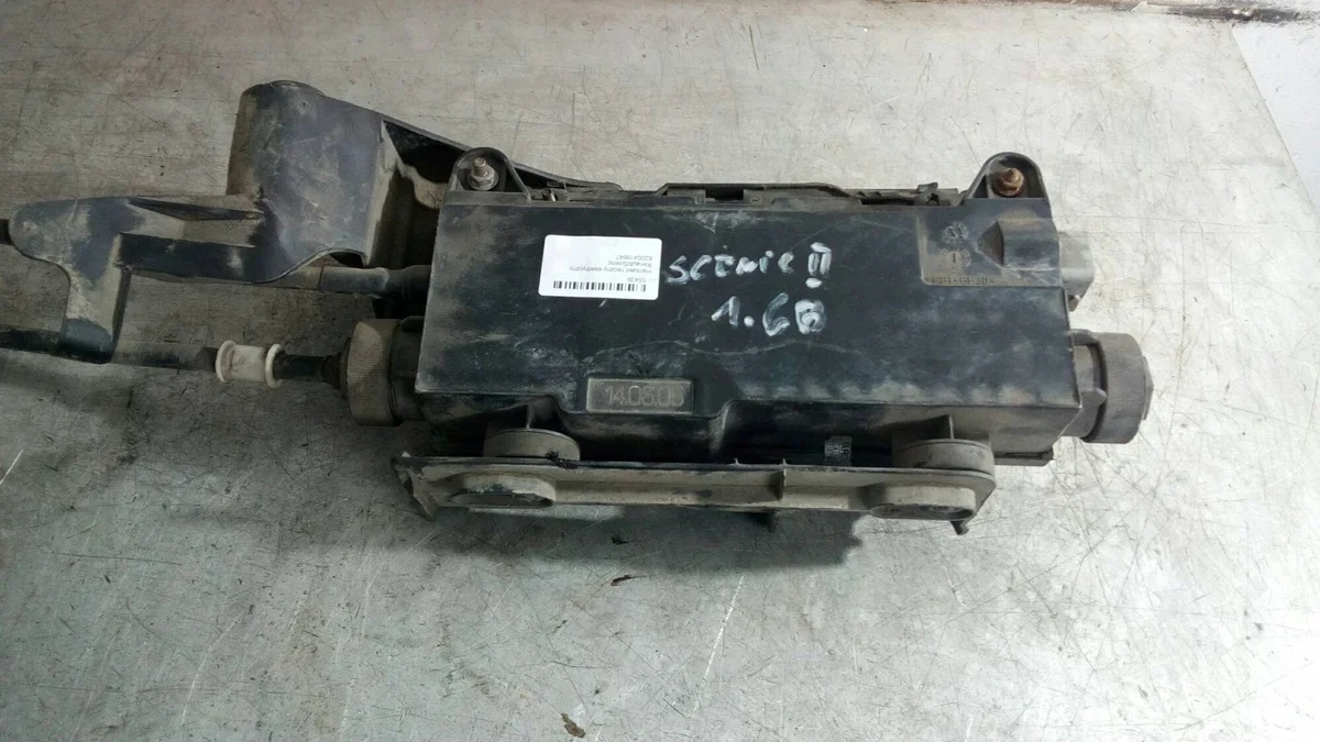 Sähköinen käsijarru Renault Scenic II 1,9 8200418647 image 3