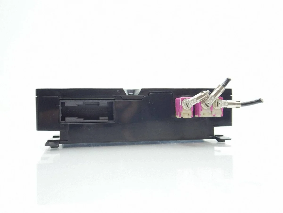 Volkswagen Golf VIII Module WAH48408 image 4