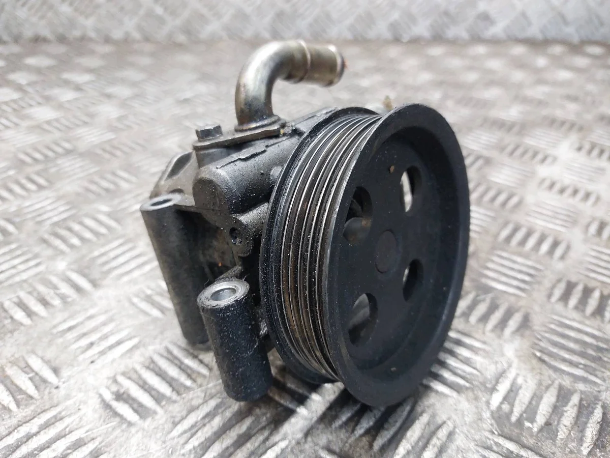Ohjaustehostimen pumppu Ford Fiesta MK5 2S6C-3A696-GD image 4