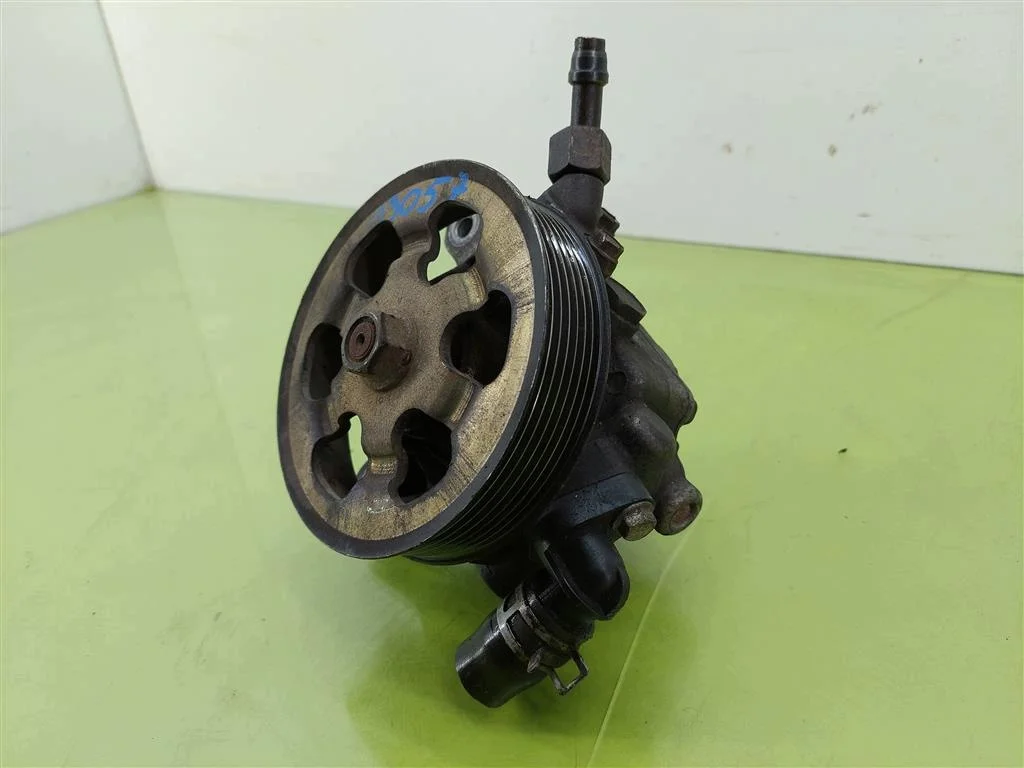 Servostyrningspump Honda Accord VII 002634B