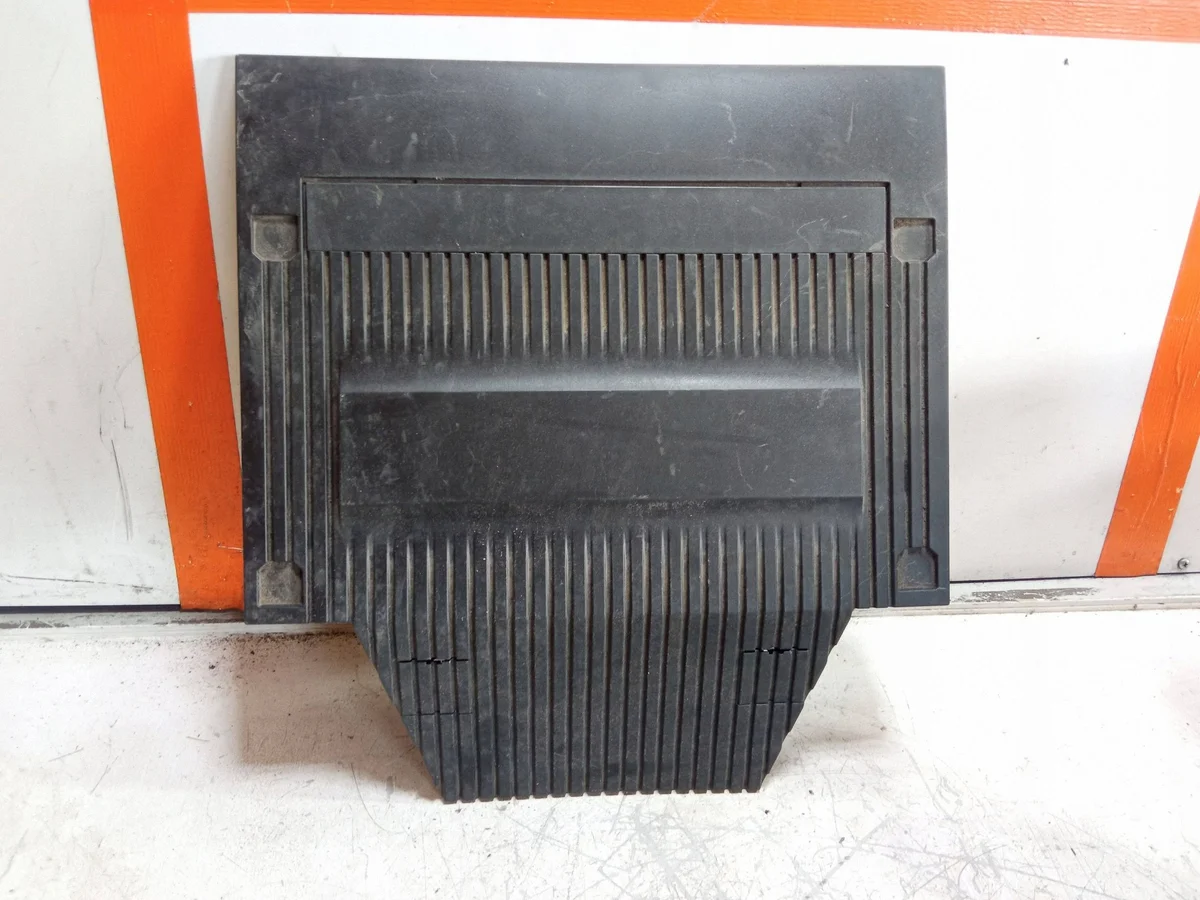 Cubierta Motor Opel E-Corsa F Peugeot E-208 9855479280