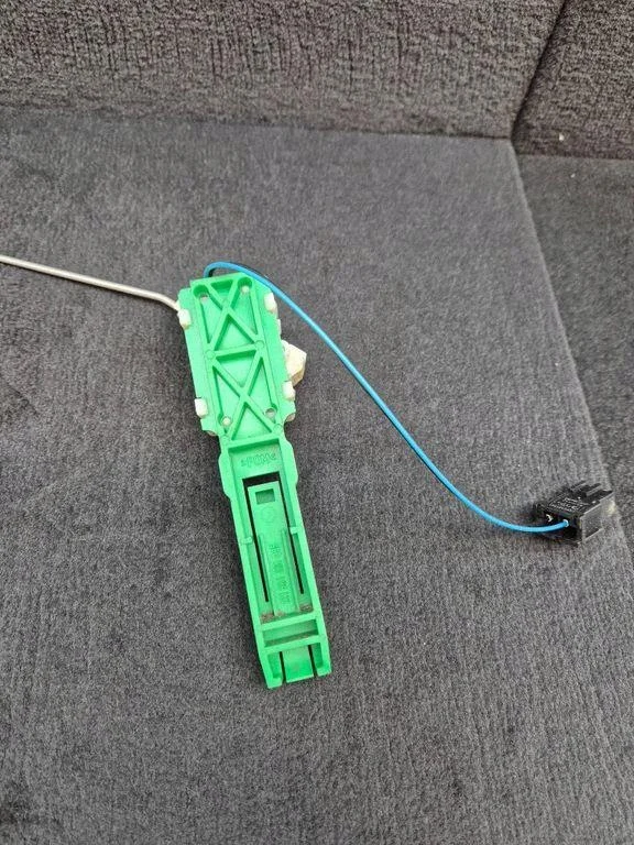 Fuel Level Sensor Audi A4 B6 DRC72224 thumbnail 5