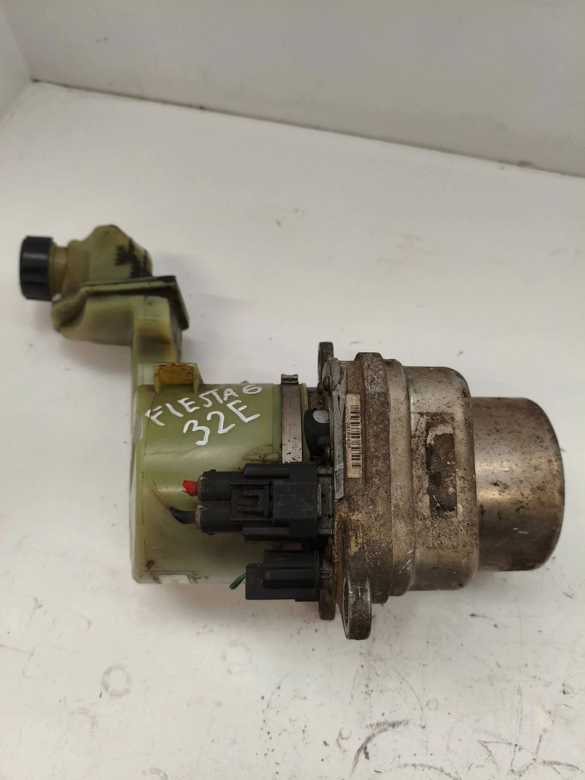 Servolenkungspumpe Ford Fiesta VI 5S613K514CB image 10