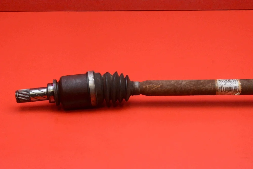 Demi-arbre de transmission Dacia Sandero 391001458R