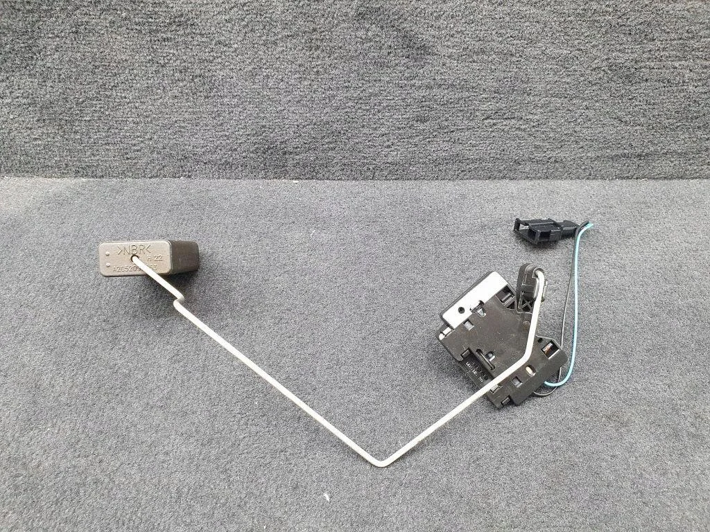 Polttoainetason anturi Audi A6 C6 2.7/3.0 TDI A2C53112120