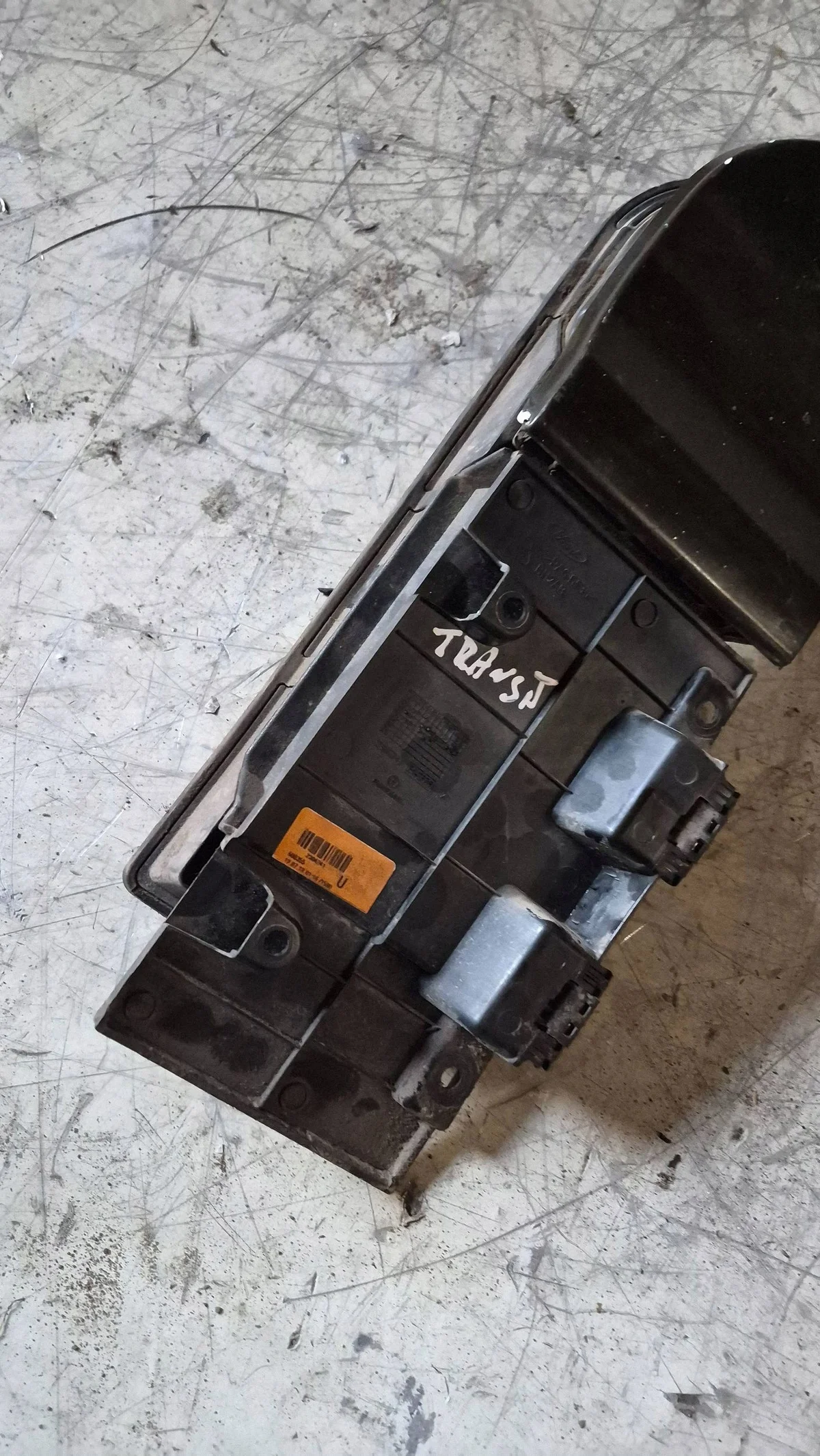 Ford Transit MK8 Fuel Filler Flap 304255