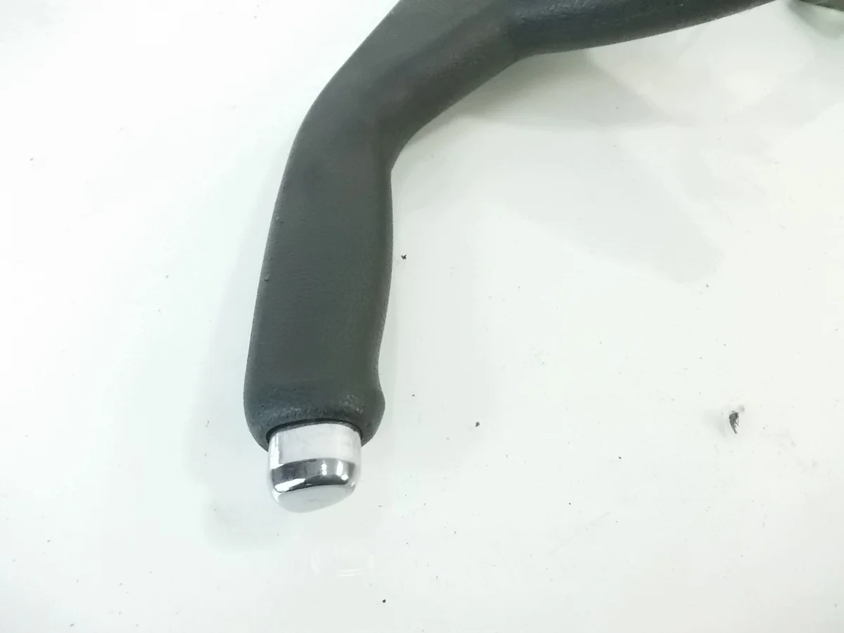 Palanca freno mano Hyundai i20 861UR image 4