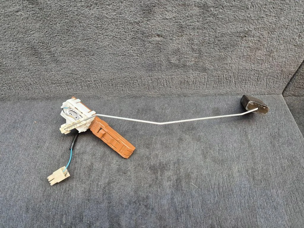 Audi 4B0919673AN Kraftstoffmengensensor