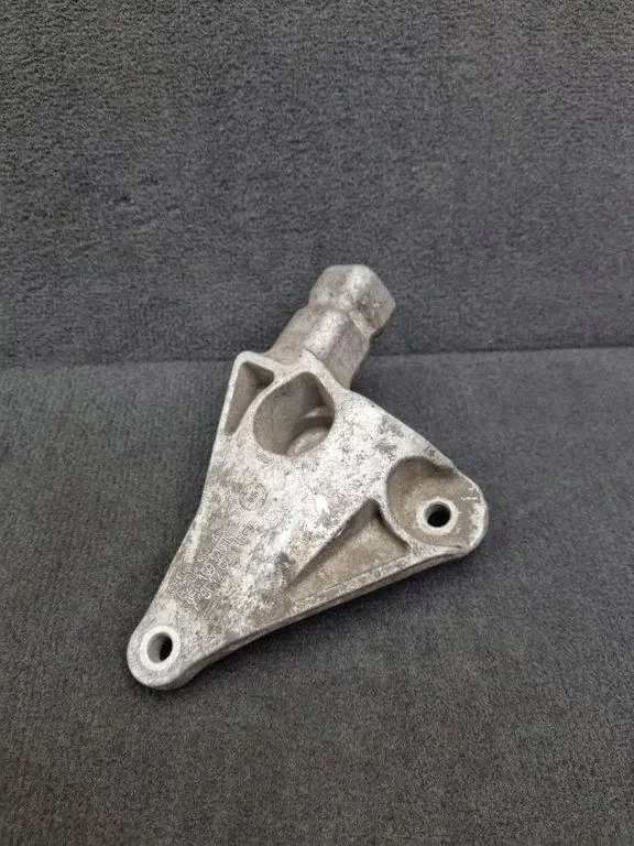 Supporto motore sinistro Audi A4 8E0199343N