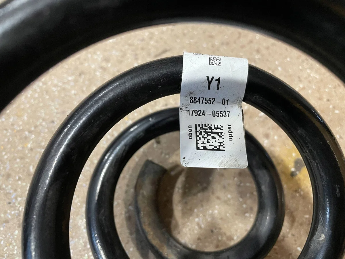 Front Coil Spring BMW X1 U11 8847552 image 6