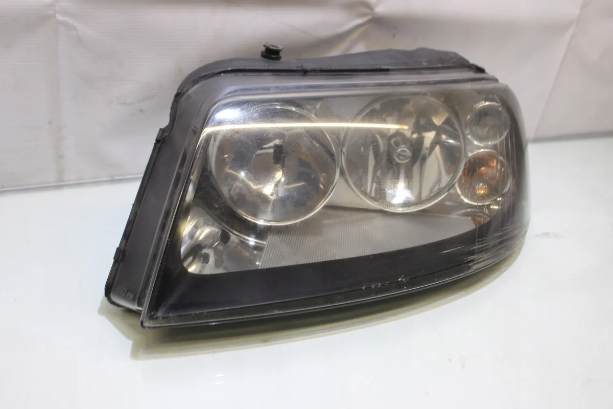 Phare avant gauche Seat Alhambra 7M7941015M