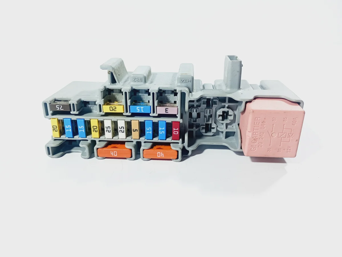 Modulo scatola fusibili Renault Scenic II M1S247