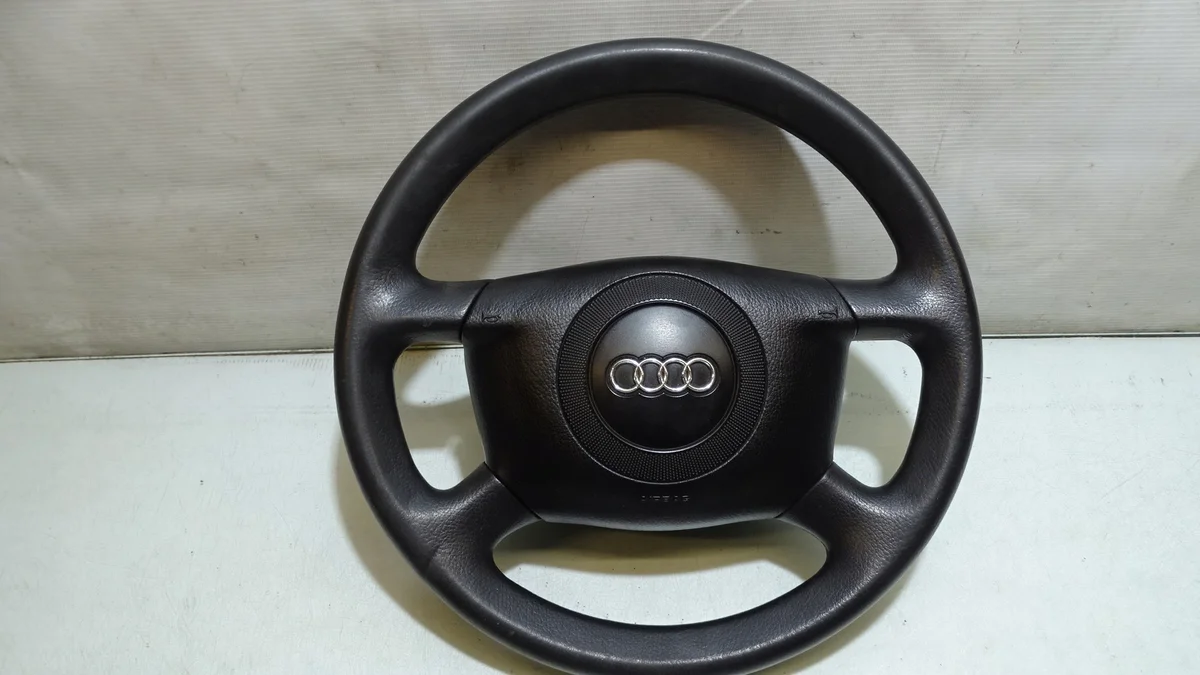 Volante Audi A4 B5 1.8T 4B0419091A