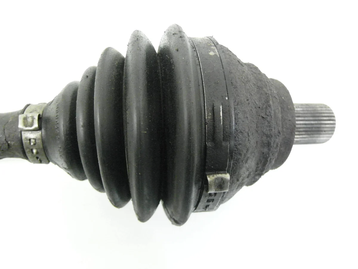 Semieixo Esquerdo VW Passat B6 2.0 TDI A1125657-P