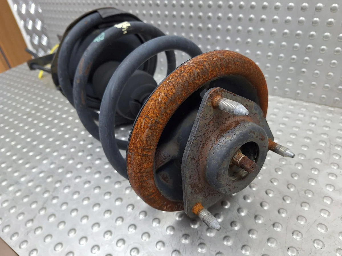 Amortiguador Delantero Derecho Mitsubishi Outlander II S27730936