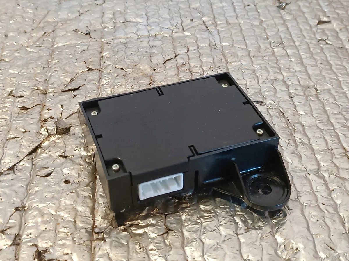 Steering Wheel Heater Control Unit Volvo 31343460