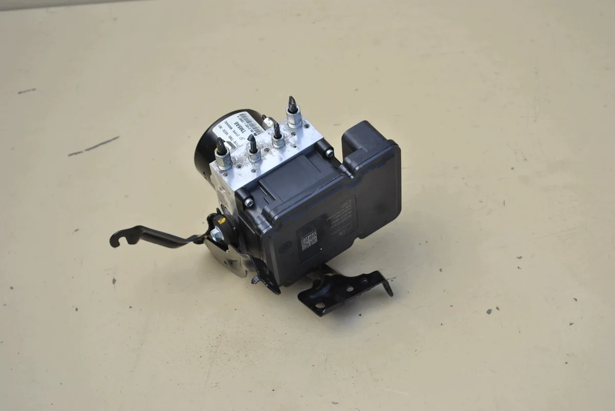 Bomba ABS Honda Insight 57110-TM8-A620-M1
