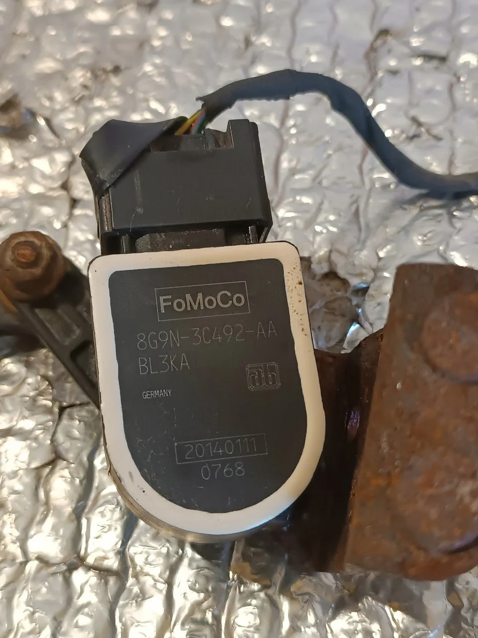 Volvo XC60 V70 XC70 Scheinwerfer-Niveausensor 8G9N-3C097-AA image 4