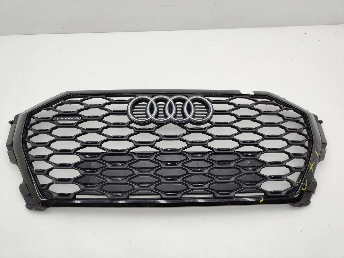 Jäähdyttimen ritilä Audi Q3 II 83F853651