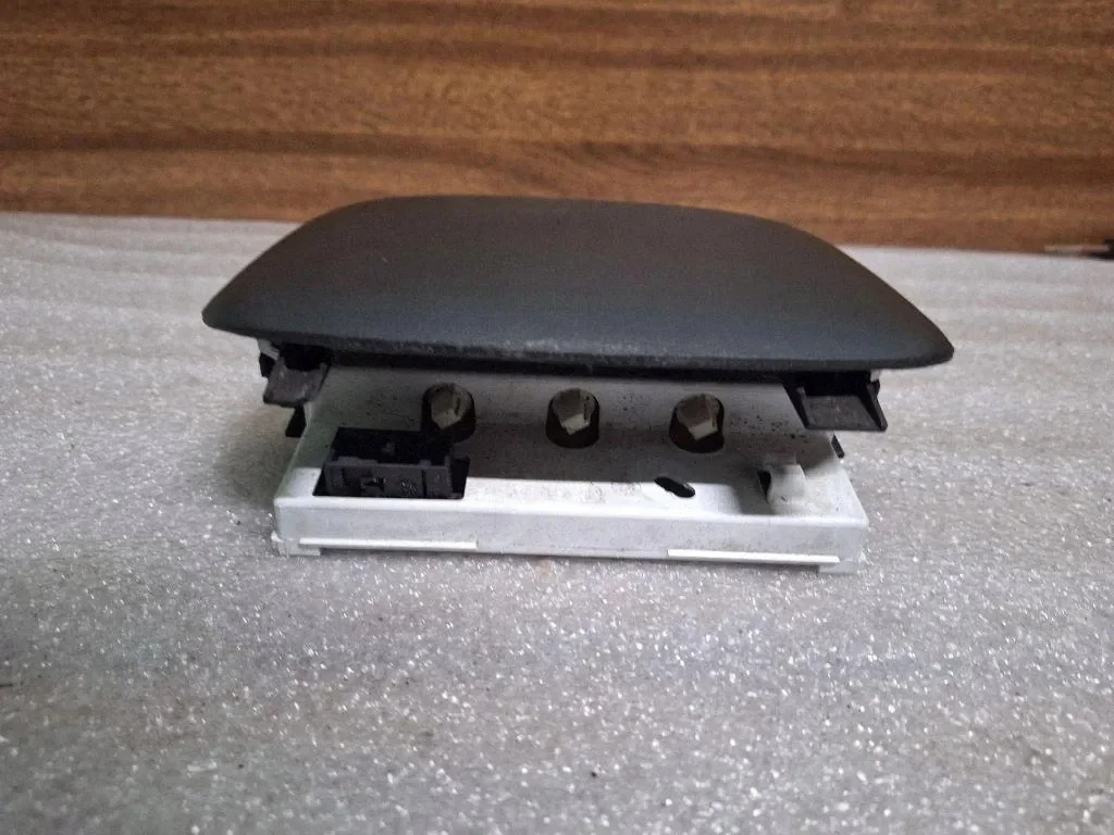 Navigationsdisplay Peugeot 308 SW II 9646652577
