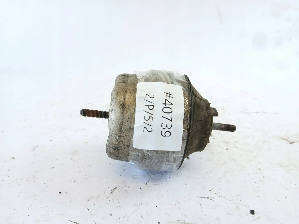 Audi A6 C5 Passat B5 Support moteur 8D0199379J image 7