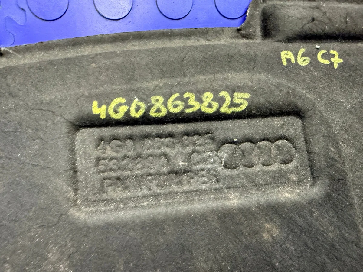Insonorisation capot Audi A6 C7 4G0863825 image 10