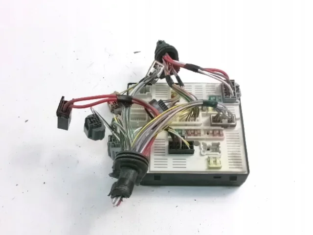 Fuse Box Renault Megane III 284B65125R