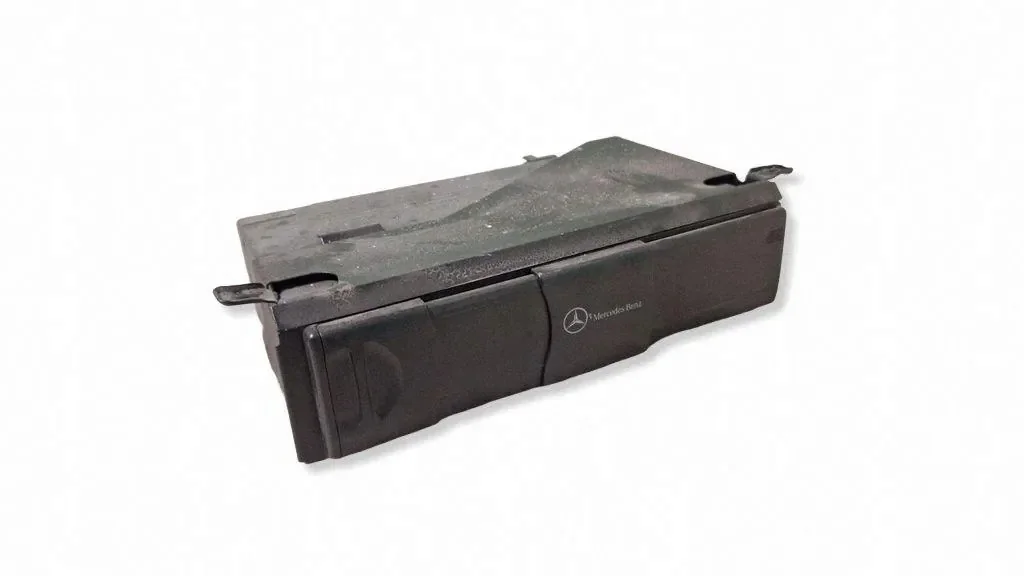 Changeur CD MERCEDES-BENZ C (W203) MC3010