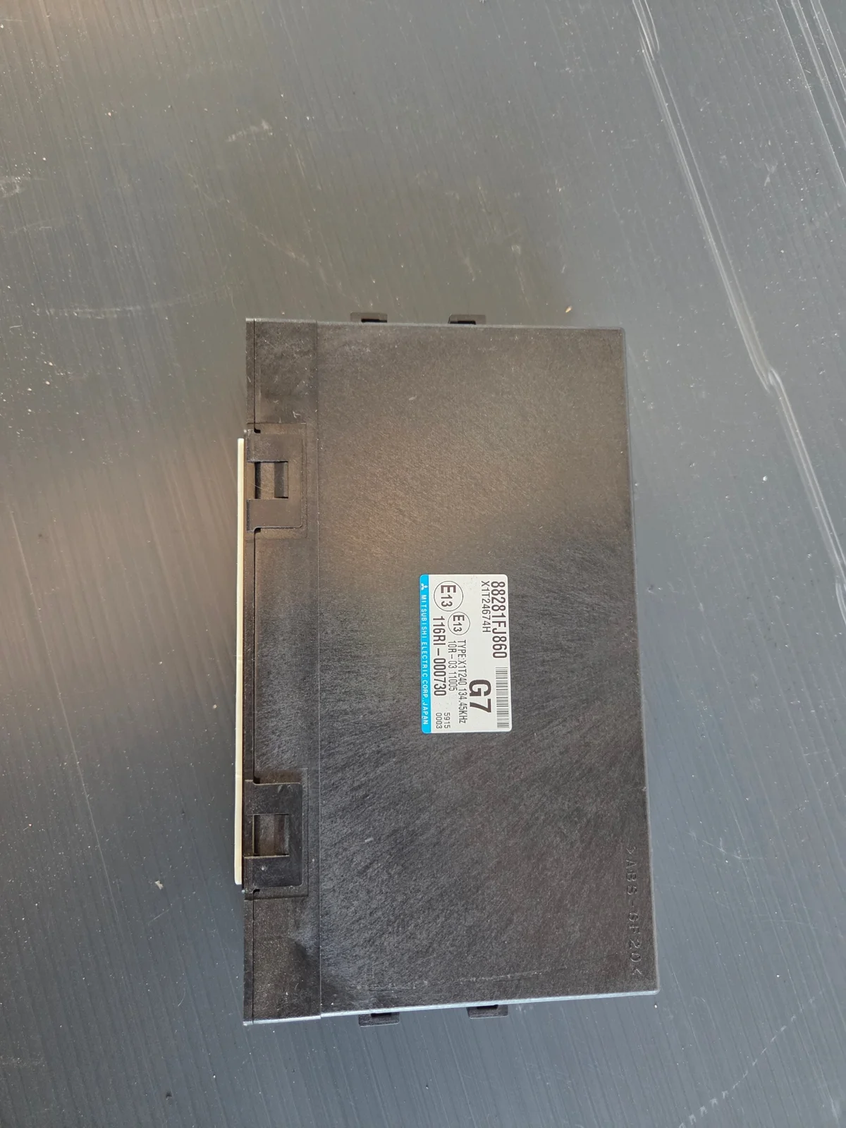 Calculateur Subaru Forester 88281FJ860