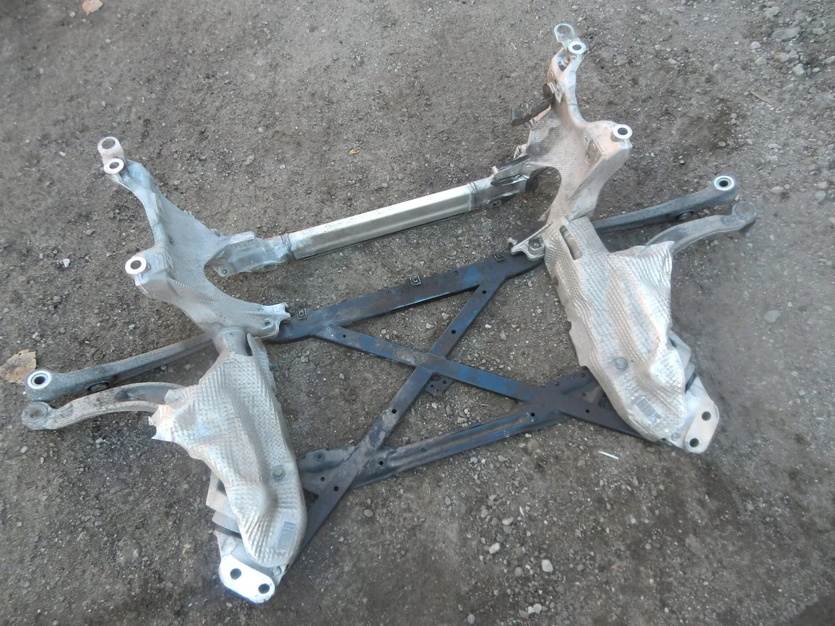 Subchasis motor Audi A4 B8 A5 8T 8K0399315G