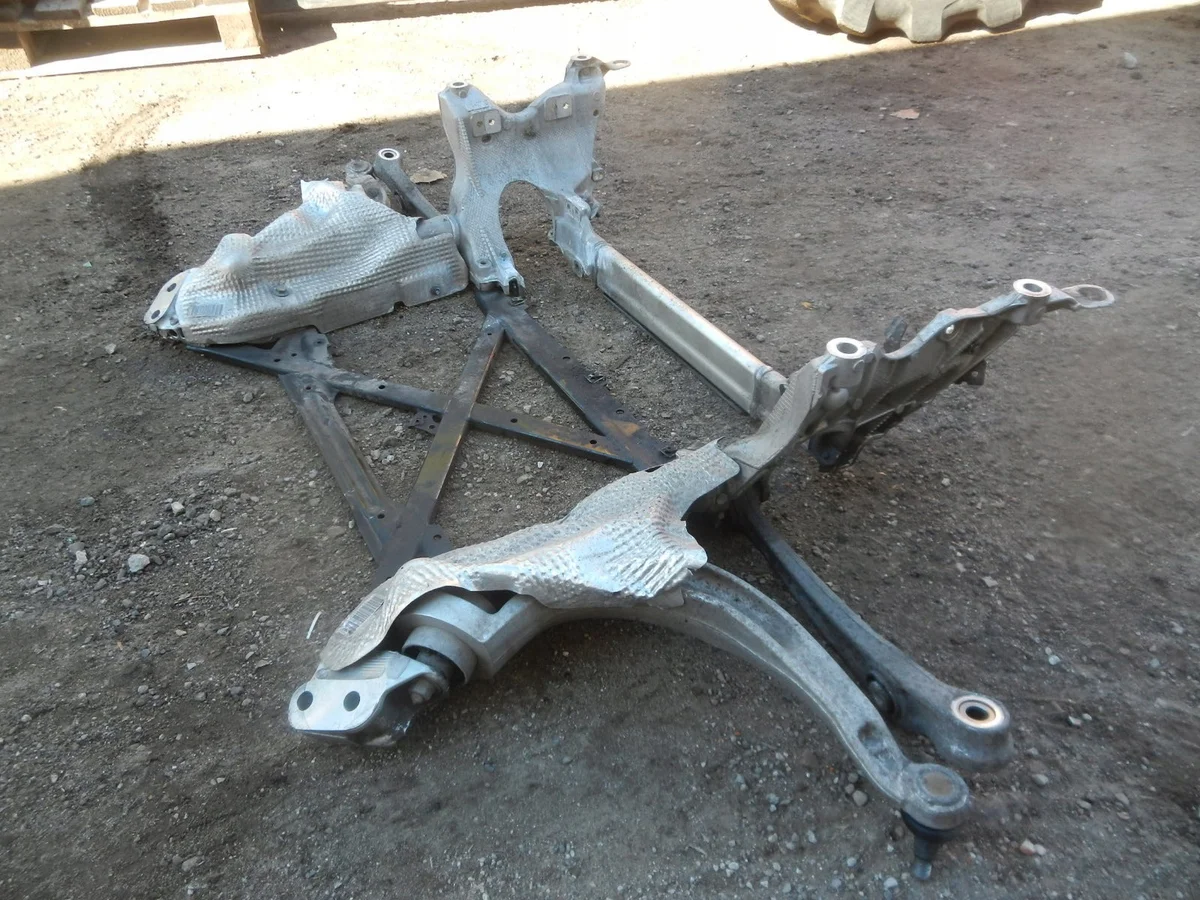 Audi A4 B8 A5 Achsträger vorne 8K0399315G image 6