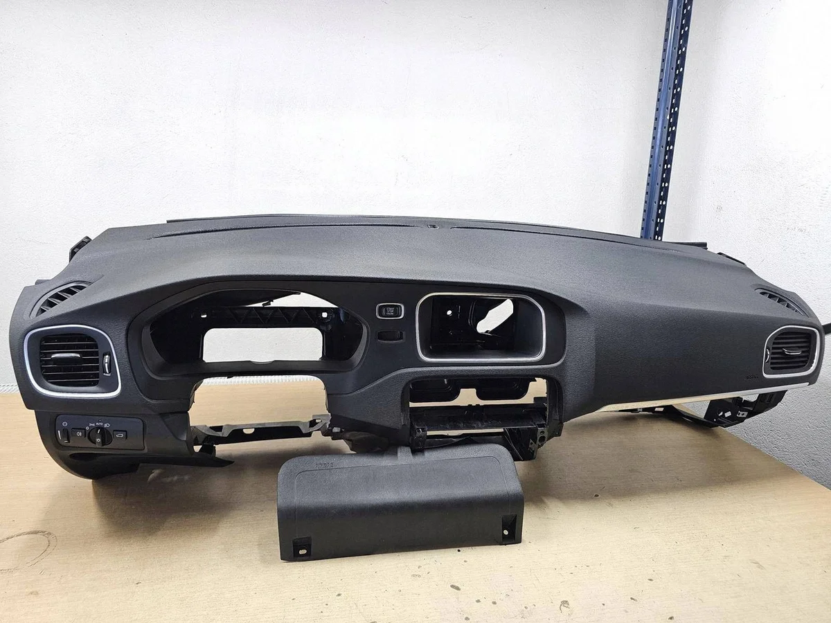 Volvo V40 Cross Country 39826604152310170 Panel de instrumentos
