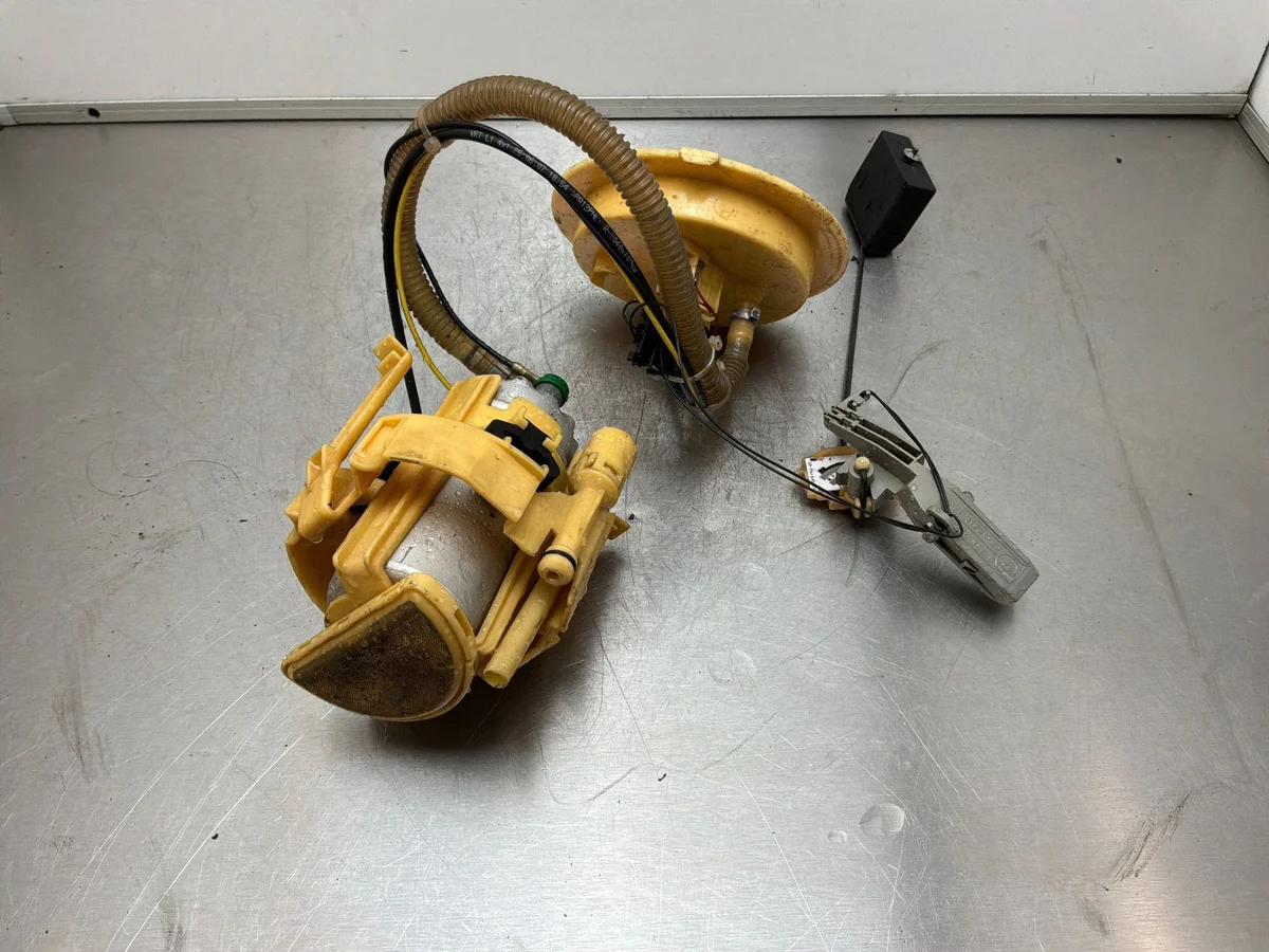 Polttoainepumppu BMW 7 E65 E66 MBL34760 image 3