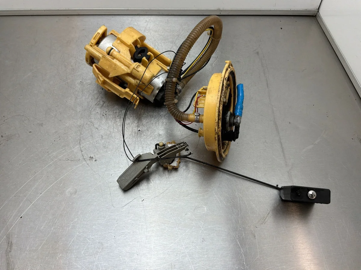 Polttoainepumppu BMW 7 E65 E66 MBL34760 image 4