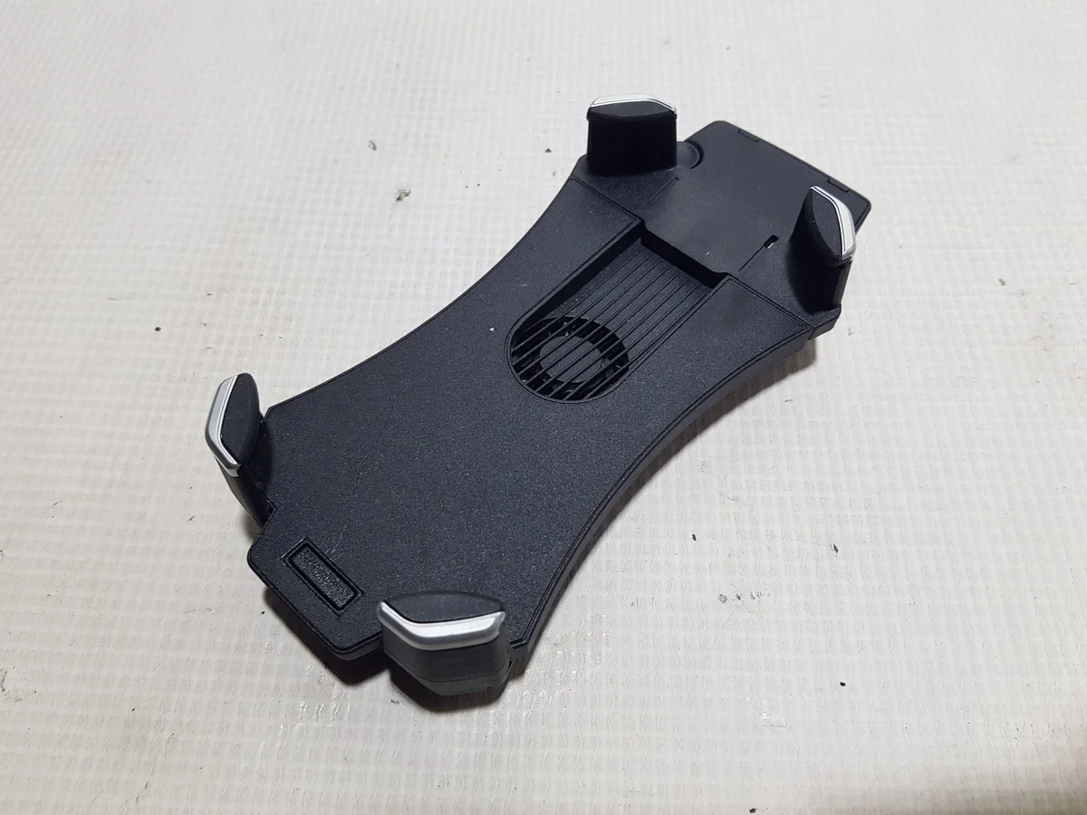 Support téléphone Mercedes W222 A2228206401DDD