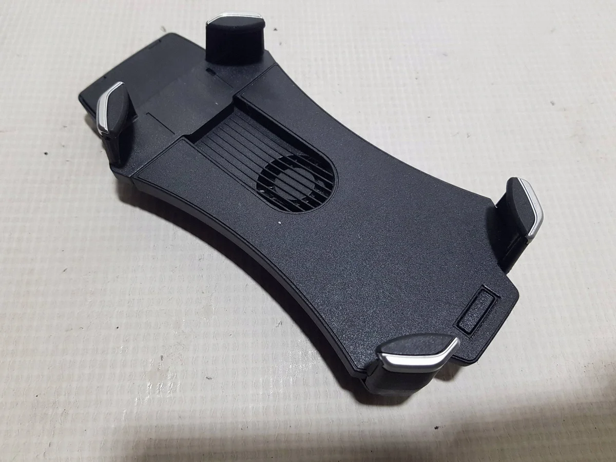 Support téléphone Mercedes W222 A2228206401DDD