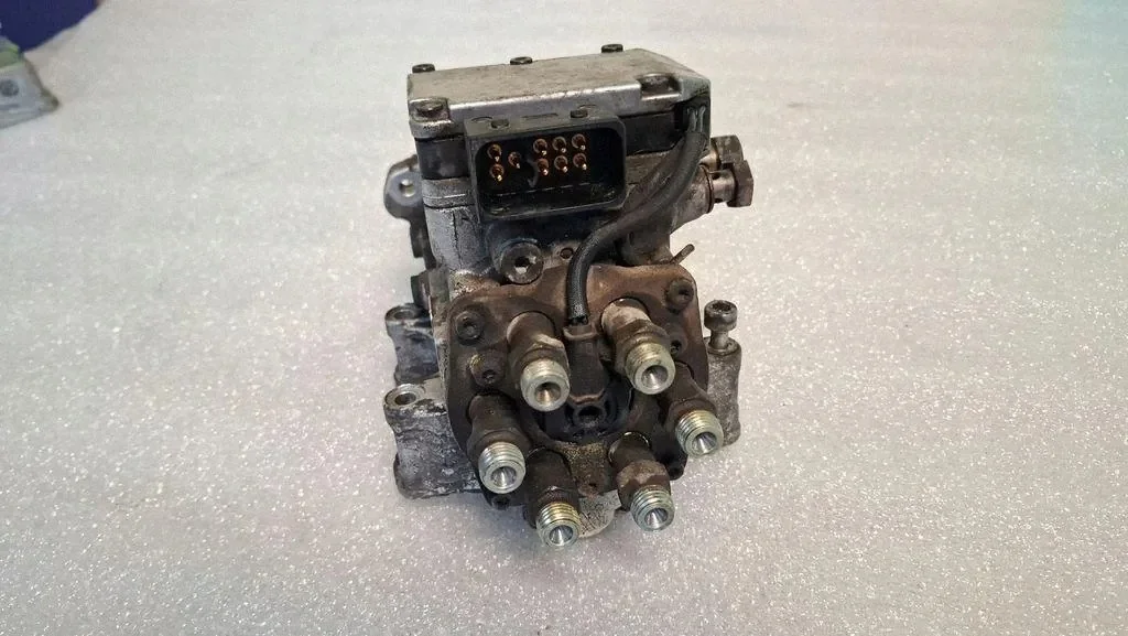 Pompe à carburant Audi A6 C5 059130106DX 2.5 TDI thumbnail 4