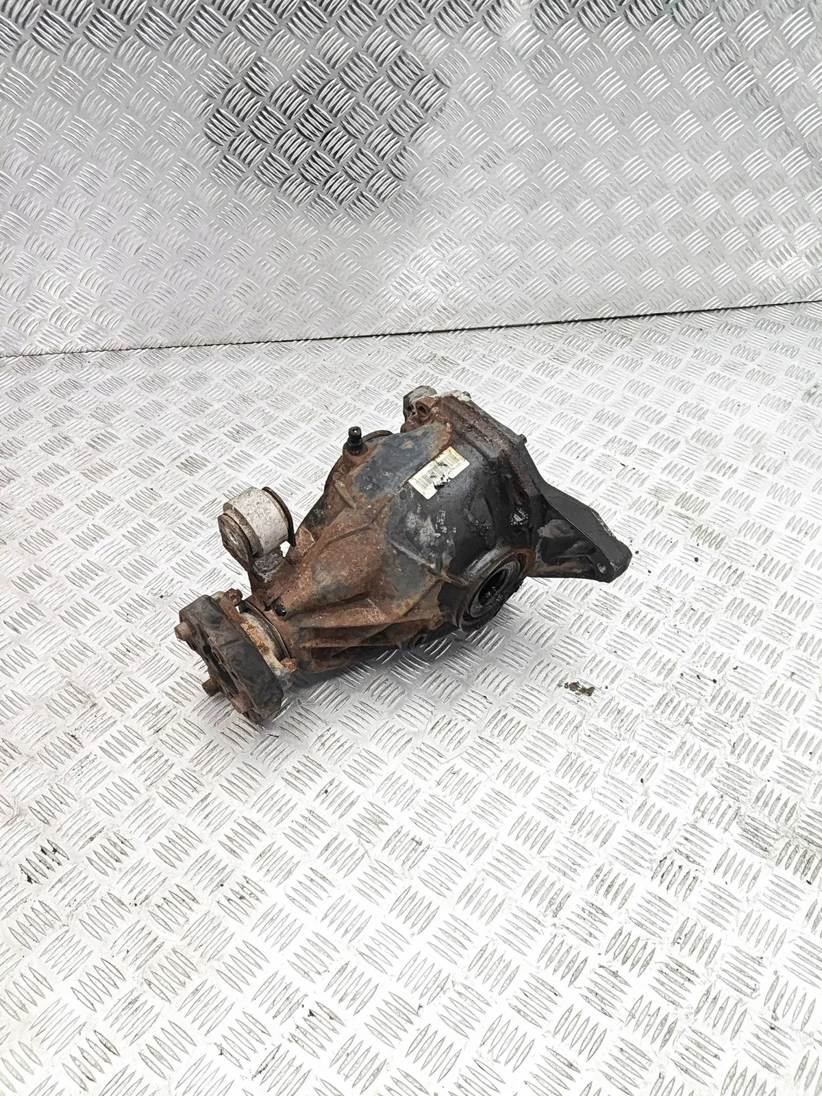 Differential hinten Mercedes-Benz SLK R171 A2033510205