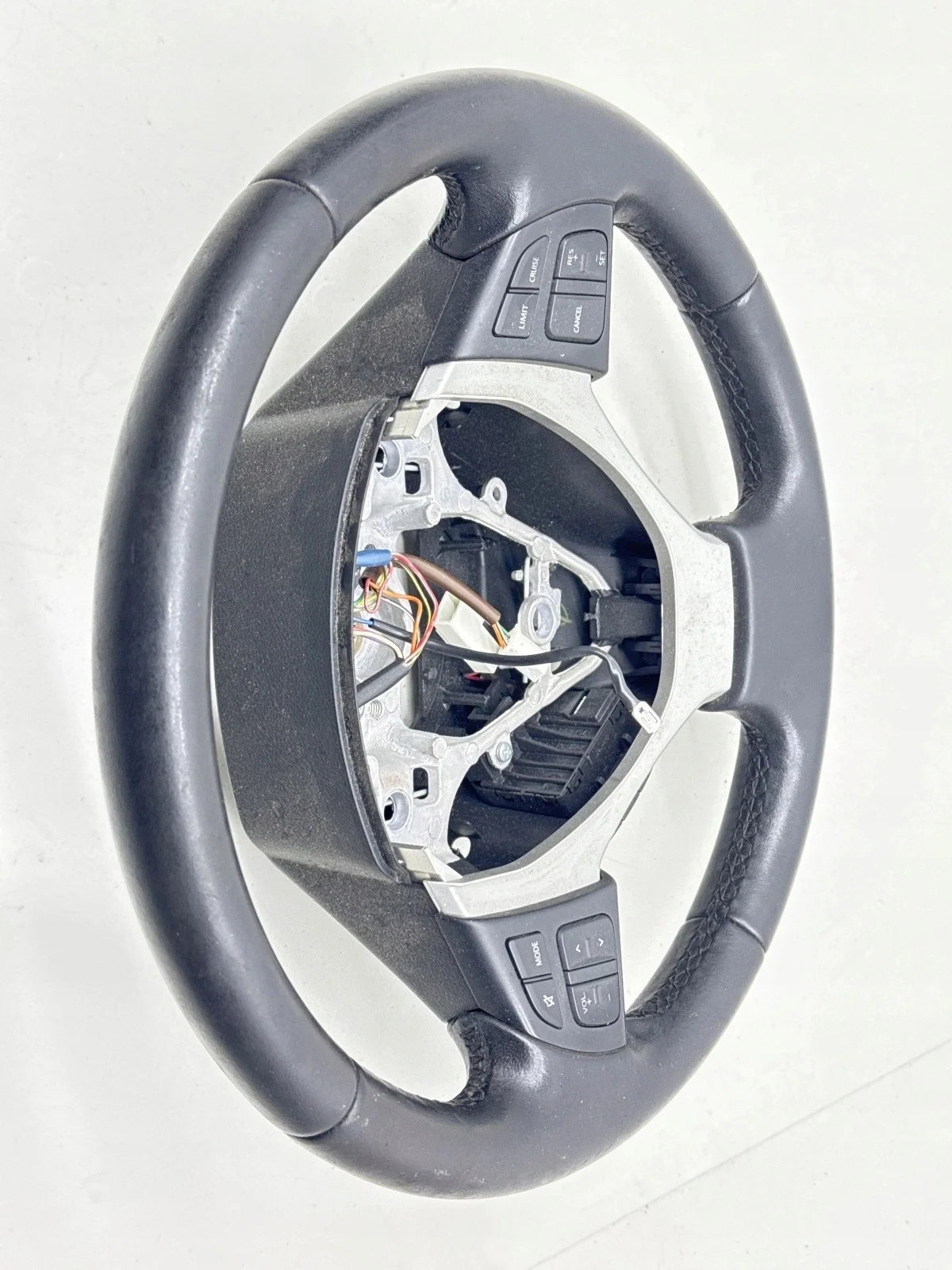 Volant multifonction Suzuki Vitara image 3