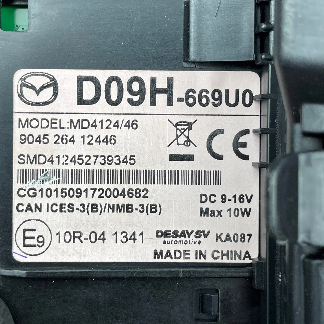 USB AUX-uttag Ram Mazda CX-3 D09H669U0 image 8