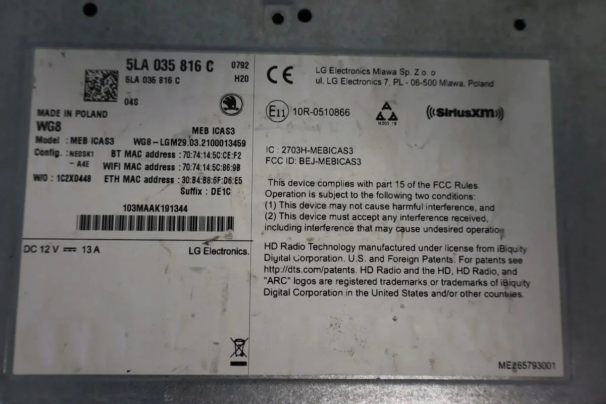 Skoda Enyaq Multimedia Reader 5LA035816C image 6