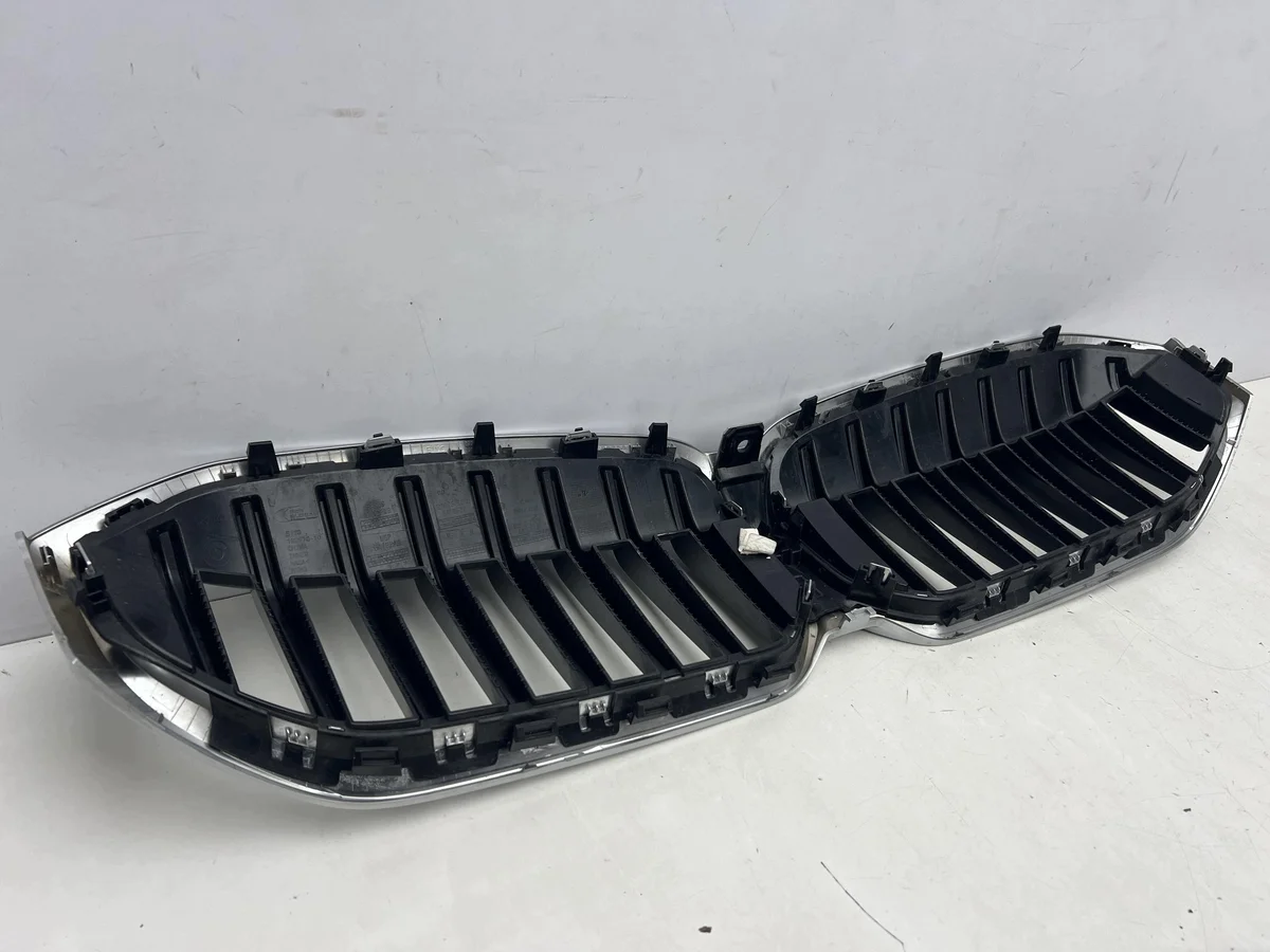 Etupuskurin ritilä BMW G20 G21 5A1BF69-SULI1 image 6