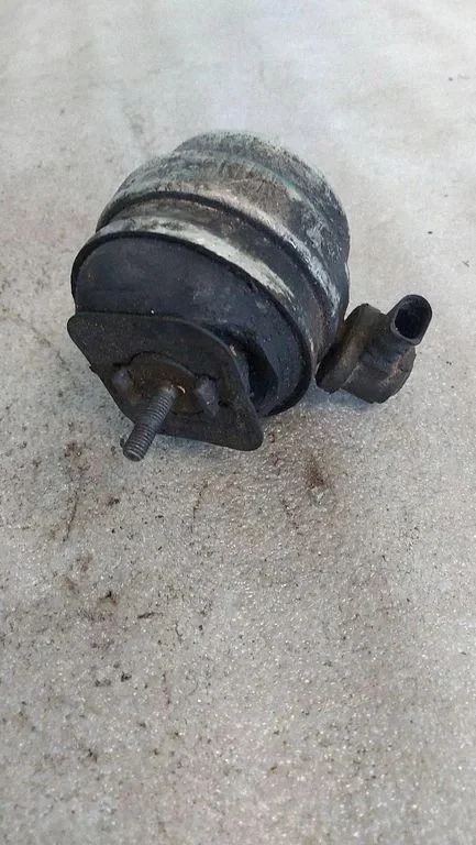 Audi A4 B7 2.0 TFSI Motorhalterung 8E0199379A