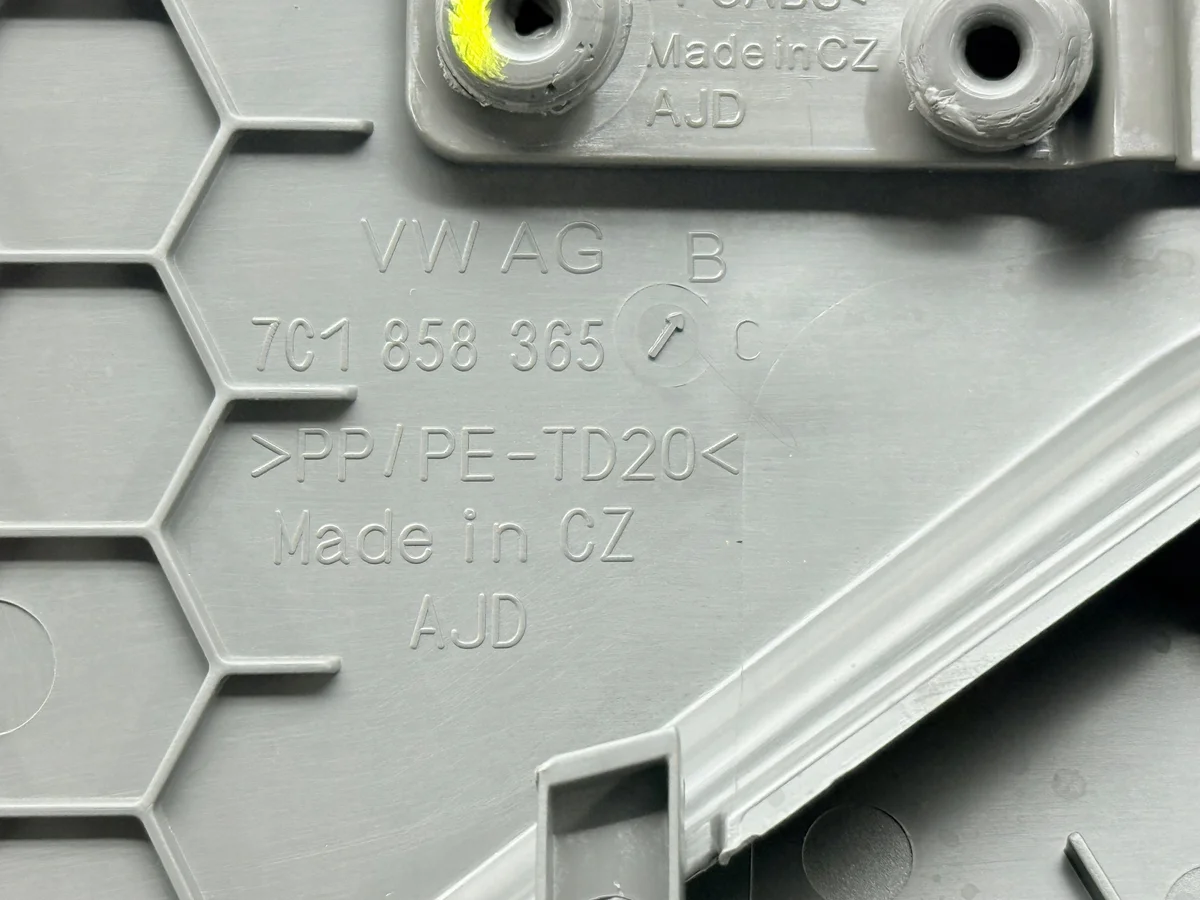 VW Crafter MAN TGE Cache console gauche 7C1858365 image 3