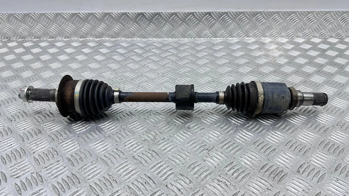 Drivaxel vänster fram Suzuki Vitara 44102-61M00