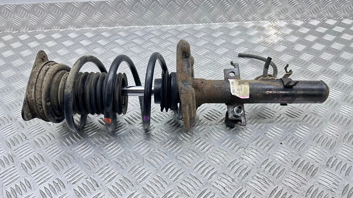 Stoßdämpfer vorne rechts Nissan Qashqai J11 1.6 dCi 543024EA image 6